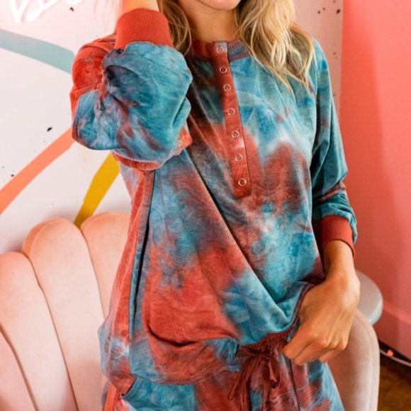 PLUS  tie-dye knit lounge set ★ sweatshirt + joggers ★ sizes 1X, 2X - Picture 8 of 8